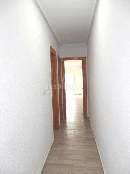 Foto ed7fb4ec-1b77-4a4c-b792-118b85ebd38b. Appartamento in Avenida de la Paz Xirivella