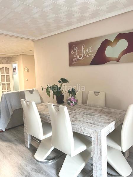 Foto f683859d-8808-4ea1-bcc8-8a6cf5f123f2. Miete etagenwohnung in Els Orriols Valencia