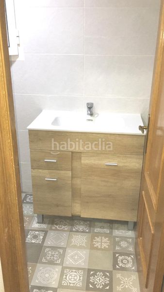 Foto 3b61a610-873b-418c-9a63-954ec06c1871. Pis a Aiora Valencia
