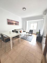 Affitto Appartamento in Aiora. Maravillosa vivienda reformada y amueblada en la calle los leone