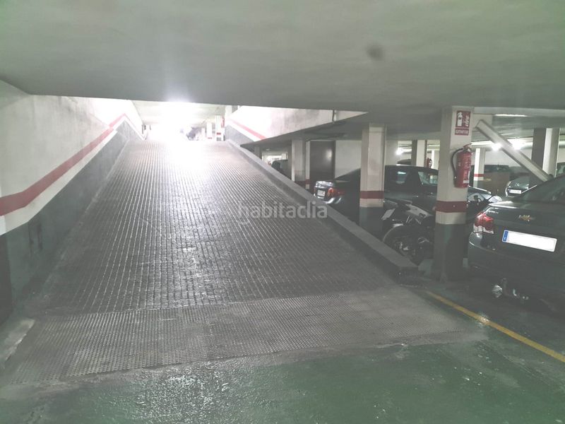 Foto 72015b8a-8edb-4200-bf75-a05b3847c7dd. Aparcament cotxe a Ciutat Jardí Valencia