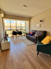 Miete Etagenwohnung in Aiora. Pasa tus vacaciones en familia en una estupenda vivienda junto a