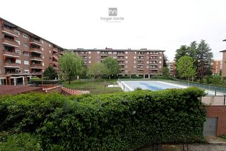 Pis en Santa B�rbara-La Zaporra. Piso en avenida de baunatal
