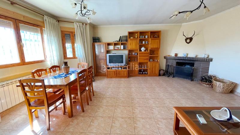 Foto 44737095-c3be-4113-ac6b-861d27dad346. Chalet dans calle águila 88 dans Calalberche