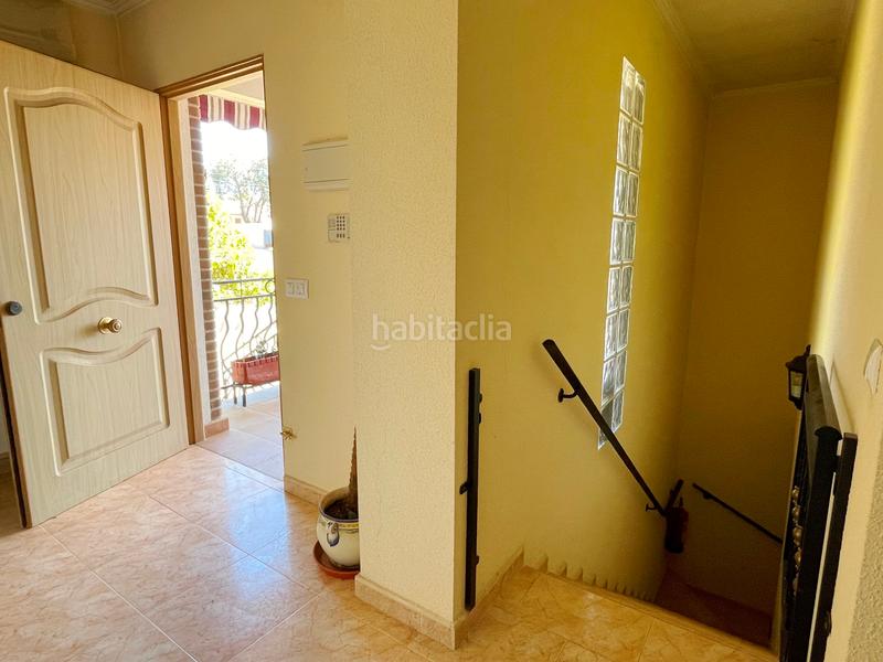 Foto 897a46ef-9cc3-4880-b7fd-7bcbbb14e183. Chalet dans calle águila 88 dans Calalberche