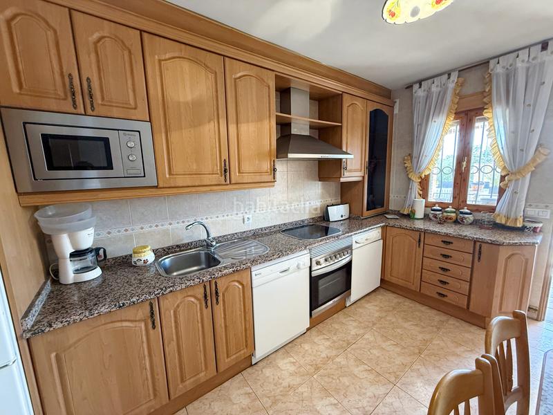 Foto b6902645-5504-4cd2-a6a6-90fbabfaa585. Chalet dans calle águila 88 dans Calalberche