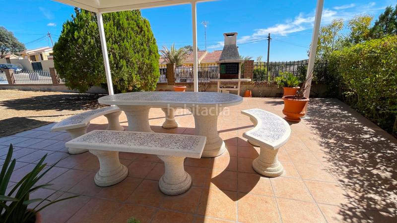 Foto e61ce7b8-4bda-4681-88aa-af579d953f3e. Chalet dans calle águila 88 dans Calalberche