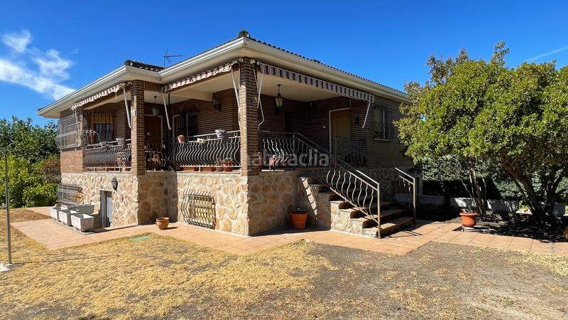 Foto ee5386f6-0f5d-4aa3-a487-6d97b2f3cc12. Chalet dans calle águila 88 dans Calalberche