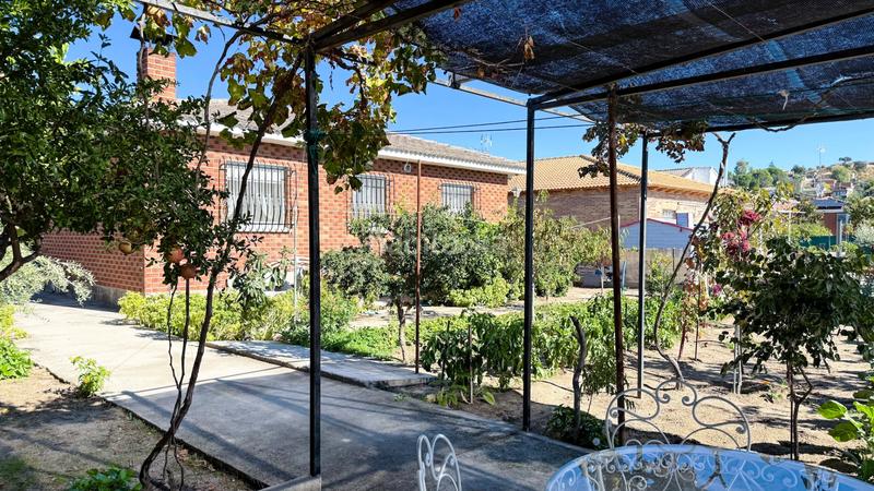 Foto 48022024-7510-44d9-b413-bf88dfebaa38. Chalet dans calle río nalón 12 dans Calalberche