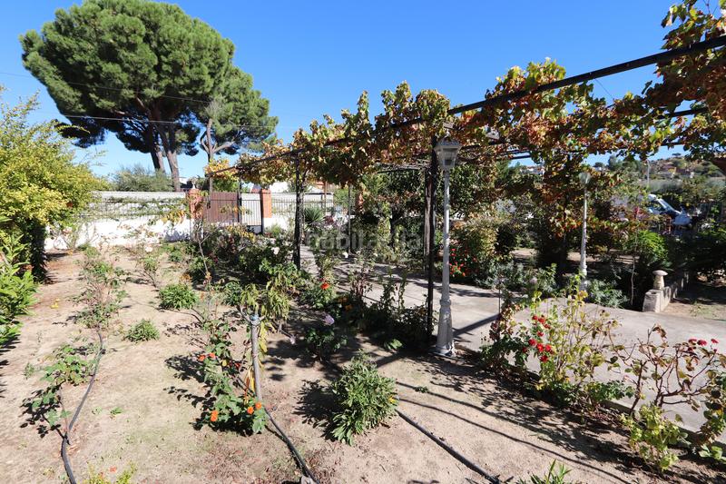 Foto a16ae6ac-6c2e-4082-8634-143f8d76631d. Chalet dans calle río nalón 12 dans Calalberche