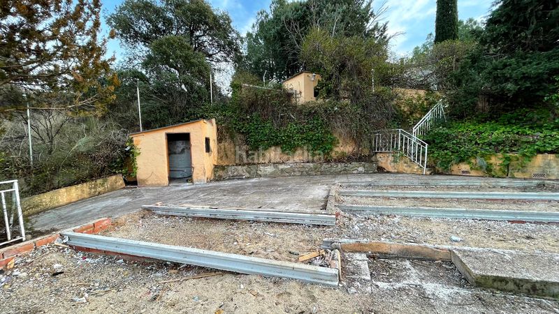 Foto f92bdd8f-abbd-465f-8ae1-51c0f7c9d2c7. Terreno residenziale in calle ginebra 6 in Calalberche