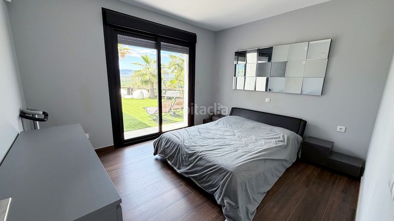 Foto 3f2bef7c-3bec-4687-8450-cb61a2114fd4. Chalet in calle atenas 1 in Calalberche
