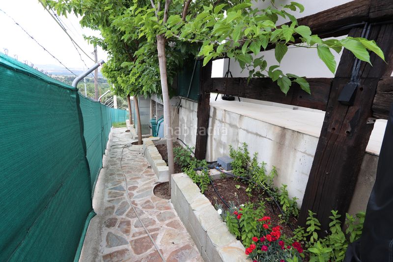 Foto cc60af56-a2fe-41a5-9247-915bd07e7424. Chalet in calle atenas 1 in Calalberche