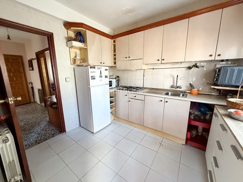 Foto b56845d4-9717-44df-a381-fa8445d5b062. Chalet en calle río gállego 25 en Calalberche