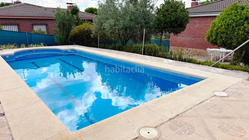 Foto e2a7df0e-888c-487a-8f00-bdbef8b0faad. Xalet amb xemeneia calefacció piscina a Calalberche