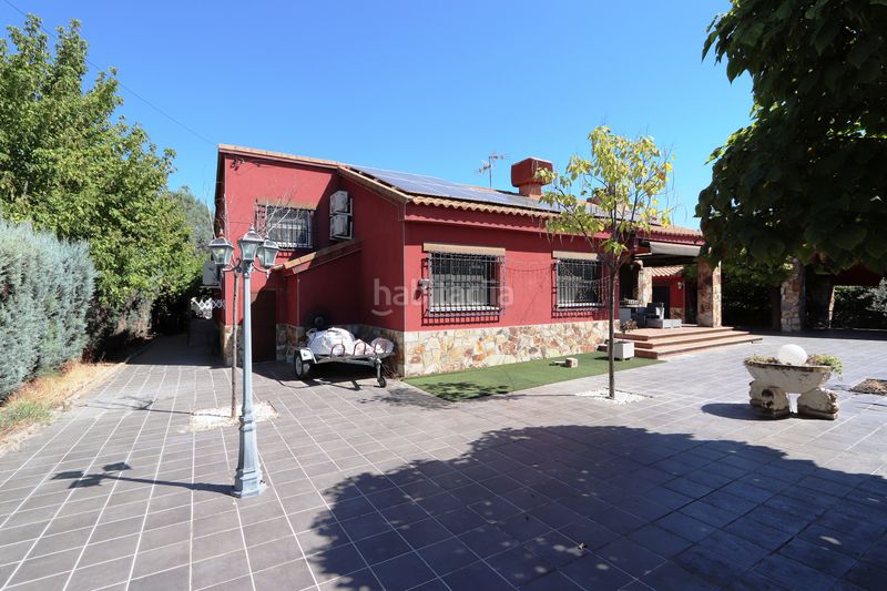 Foto b43af3a8-bdc6-4ddc-86ac-fa8fa9c49a75. Chalet avec cheminée chauffage parking piscine dans Calalberche