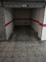 Location Parking voiture à La Devesa. Plaça d'aparcament tancada amb persiana