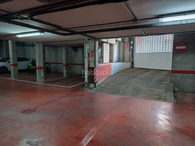 Foto 5543826c-b2af-490c-8d00-6faa1f3ba346. Aparcament cotxe a La Devesa Girona