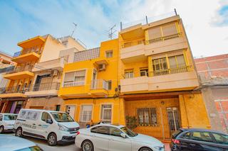 Apartamento en Las Piscinas Naturales. Se vendenbspapartamentonbspamplio para reformar cerca de lanbspp