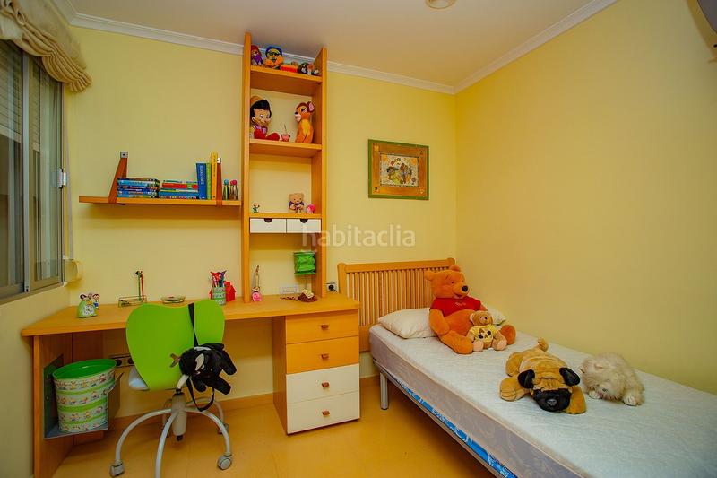 Foto 54c195b4-c3e2-471b-a8dc-fa2c61080f6f. Apartamento se vendenbspapartamentonbspamplio para reformar cerca de lanbspplayanbspdel curanbspennbsp con patio y cochera.nbspel ap en Torrevieja