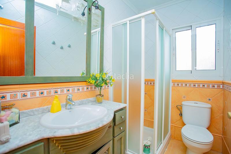 Foto 9ae0c1b5-4cd1-470a-aea6-60f134c39dd6. Apartamento se vendenbspapartamentonbspamplio para reformar cerca de lanbspplayanbspdel curanbspennbsp con patio y cochera.nbspel ap en Torrevieja