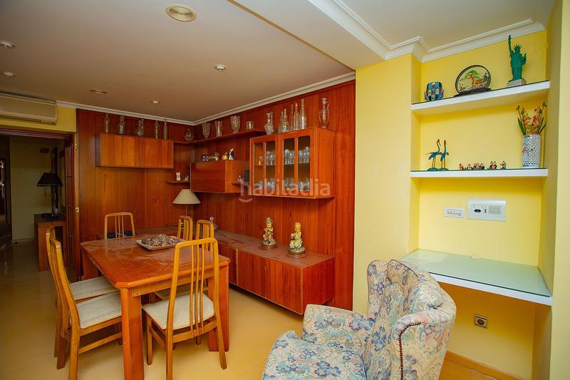 Foto f39e9ae4-8066-4376-a929-87e8696b27f3. Apartamento se vendenbspapartamentonbspamplio para reformar cerca de lanbspplayanbspdel curanbspennbsp con patio y cochera.nbspel ap en Torrevieja