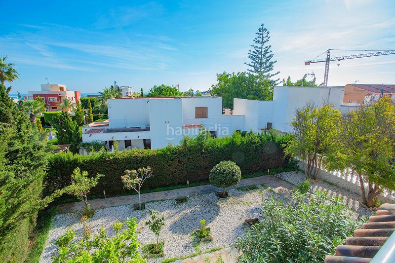 Foto 85f0a32a-8ee4-4a66-a7c9-0dc2f0e620fe. Casa amb calefacció aparcament piscina a Cañada del Molino Torrevieja