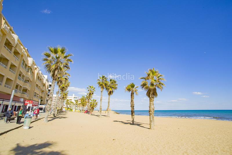 Foto 22b53bc5-b632-40b0-9758-a7f7cbd0df46. Apartment with heating in Los Europeos Torrevieja