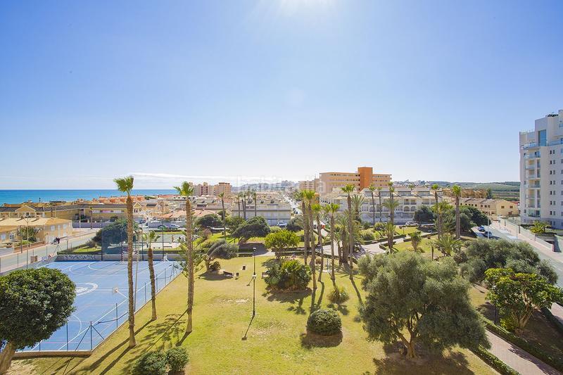 Foto 9219985c-a8a8-469c-873a-81767721ebc5. Apartment with heating in Los Europeos Torrevieja