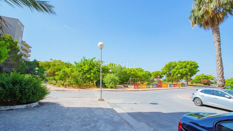 Foto 1632a562-d44a-45a0-95f3-279e2132805b. Planta baja este precioso apartamento en planta baja, a sólo 300 metros de la playa de la mata, fue completamente reformado en 2021. con 3 dor en Guardamar del Segura