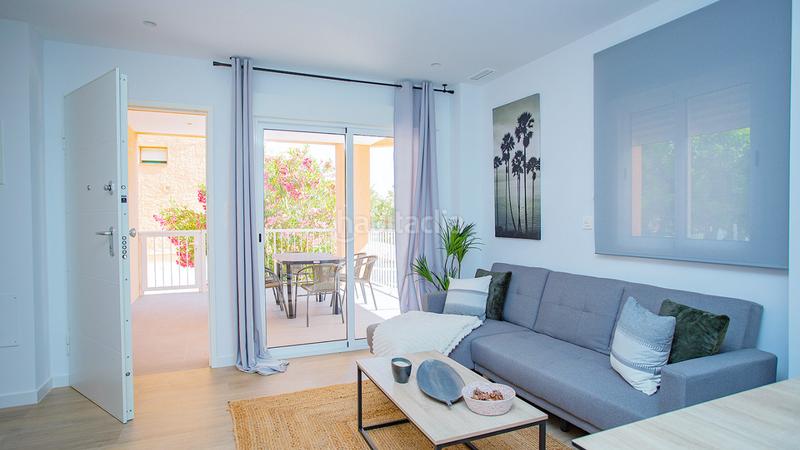 Foto 1698af27-9177-4a75-a1c6-2837346aabbd. Planta baja este precioso apartamento en planta baja, a sólo 300 metros de la playa de la mata, fue completamente reformado en 2021. con 3 dor en Guardamar del Segura