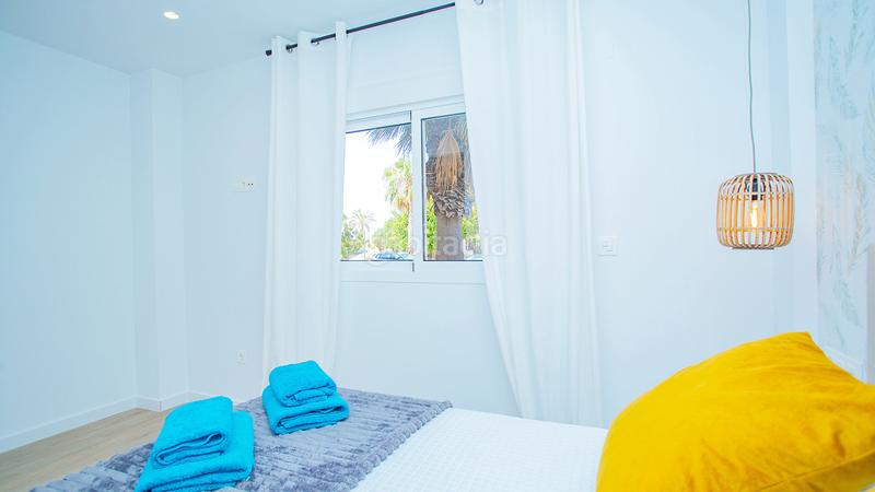 Foto 8e19da97-cdba-4c91-a13d-8579e79f080b. Planta baja este precioso apartamento en planta baja, a sólo 300 metros de la playa de la mata, fue completamente reformado en 2021. con 3 dor en Guardamar del Segura