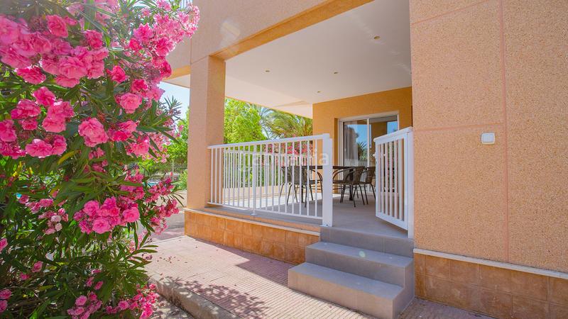 Foto a68f3394-8b54-4caf-ace8-16447663b02f. Planta baja este precioso apartamento en planta baja, a sólo 300 metros de la playa de la mata, fue completamente reformado en 2021. con 3 dor en Guardamar del Segura