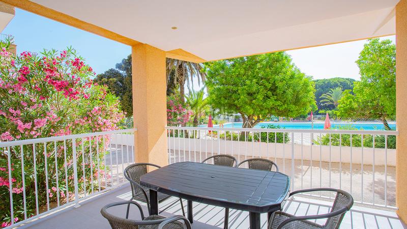Foto edc74e19-314d-4d2e-b2b8-b4feef9ce2df. Planta baja este precioso apartamento en planta baja, a sólo 300 metros de la playa de la mata, fue completamente reformado en 2021. con 3 dor en Guardamar del Segura