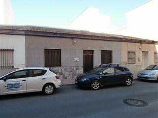Maison jumelée à Pueblo. Casa adosada de 142 metros cuadrados con 4 dormitorios y 2 baãos
