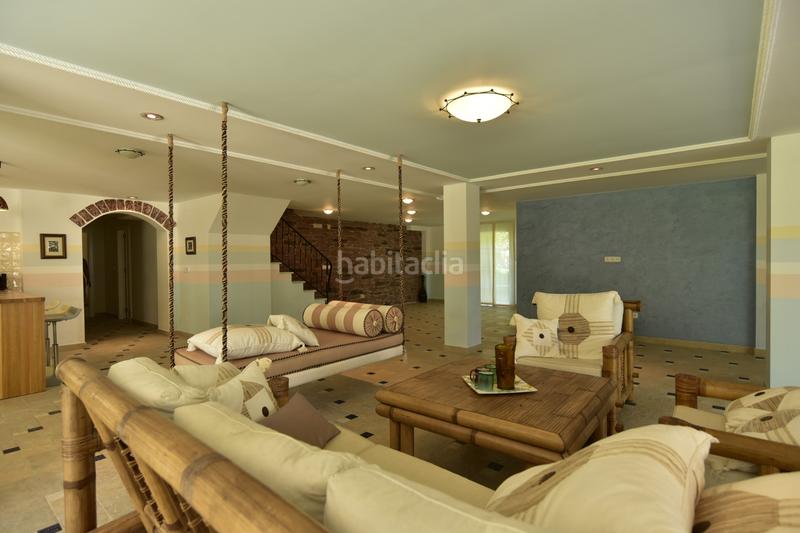 Foto 36d87198-f9b6-4fa4-8b92-a4b2eb5ed17f. Casa amb calefacció aparcament piscina a Villamartín-Las Filipinas Orihuela