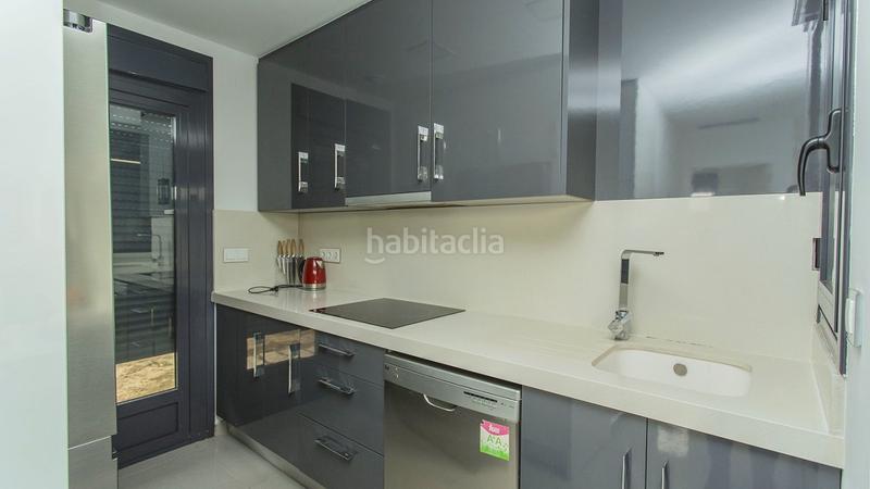 Foto 55d9ffe0-026a-4525-8e49-e2c70321f2d8. Casa con riscaldamento parcheggio piscina in Lomas de Cabo Roig - Los Dolses Orihuela