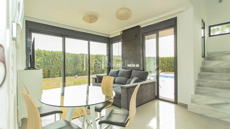 Foto 891381f1-9845-47de-98e0-374412fb66d6. Casa con riscaldamento parcheggio piscina in Lomas de Cabo Roig - Los Dolses Orihuela