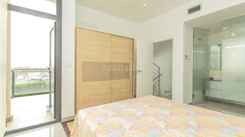 Foto b4a01ca4-8302-4dec-ba16-ccaaded1b610. Casa con riscaldamento parcheggio piscina in Lomas de Cabo Roig - Los Dolses Orihuela