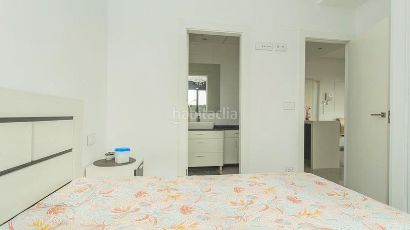 Foto dda14537-37b6-4f5b-b59a-c86c4a09df01. Casa con riscaldamento parcheggio piscina in Lomas de Cabo Roig - Los Dolses Orihuela