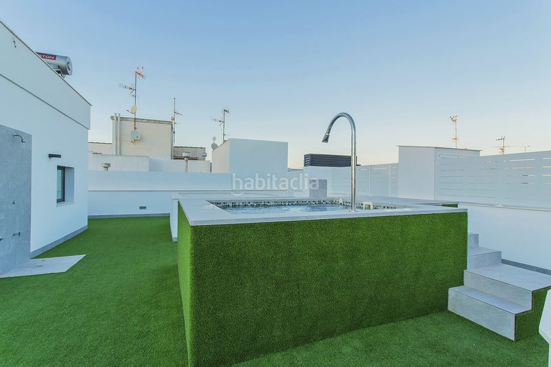 Foto 6e2db449-9ebc-48e0-8c6f-73cfbca6c040. Apartament amb calefacció aparcament piscina a Centro - Muelle Pesquero Torrevieja