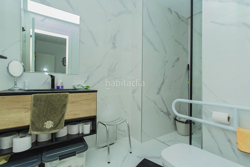 Foto 8f17a396-4087-4ead-a906-aa962bc2ad3c. Apartament amb calefacció aparcament piscina a Centro - Muelle Pesquero Torrevieja