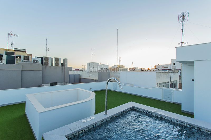 Foto ac497d86-62f2-4eb2-a88e-9e2447030423. Apartament amb calefacció aparcament piscina a Centro - Muelle Pesquero Torrevieja