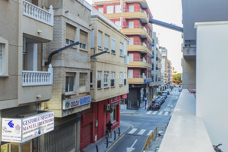 Foto f1873918-92ce-4d3f-8f43-7891ebcaaa6c. Apartament amb calefacció aparcament piscina a Centro - Muelle Pesquero Torrevieja