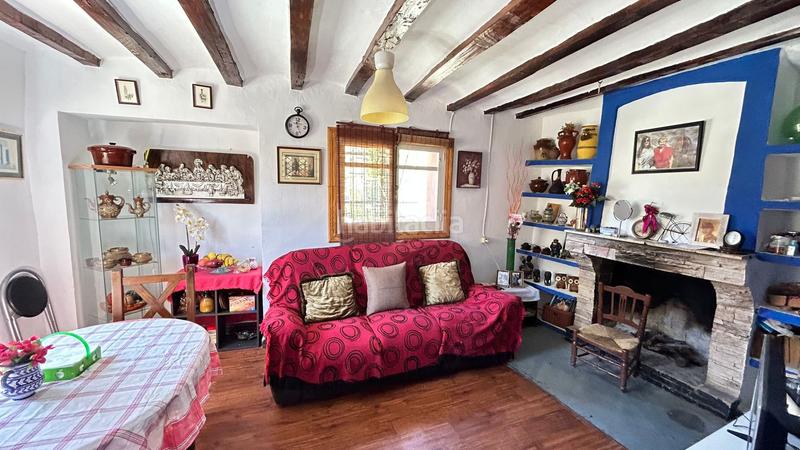 Foto 500ebea0-4d2f-4218-bcb2-e278201f5f2b. Casa amb calefacció aparcament a Relleu