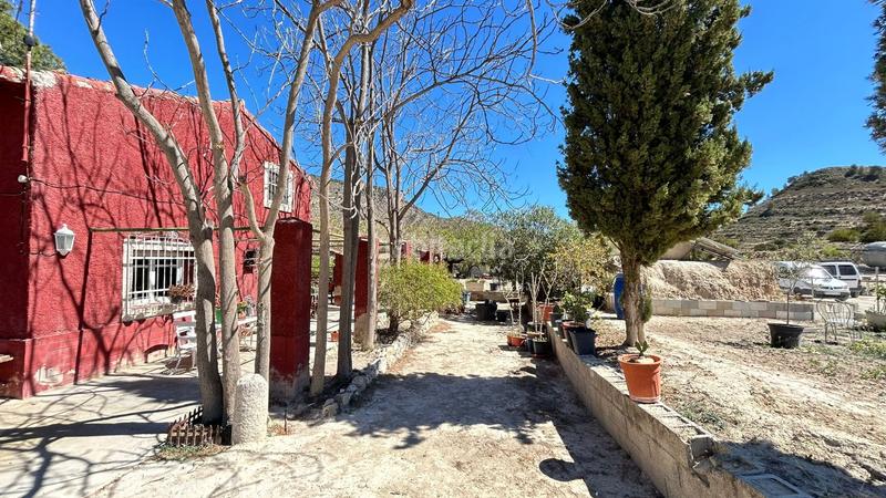 Foto 772d936a-f233-483e-866e-226f17ebc038. Casa amb calefacció aparcament a Relleu