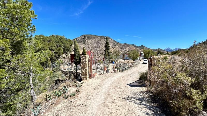 Foto 7aa3b5b8-066d-4b82-8684-adf3e1c50683. Casa amb calefacció aparcament a Relleu