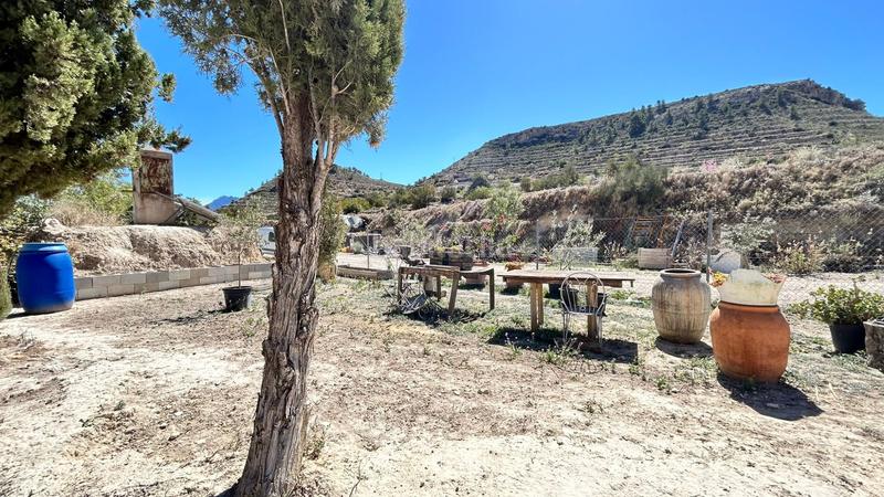 Foto a085133c-6f33-4374-8b47-a7761b44e5fc. Casa amb calefacció aparcament a Relleu