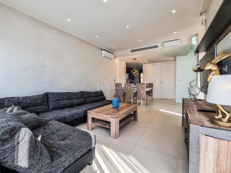 Foto a307c311-1442-417e-89a5-bf7fe5bcc5ff. Casa con riscaldamento parcheggio piscina in Campoamor Orihuela