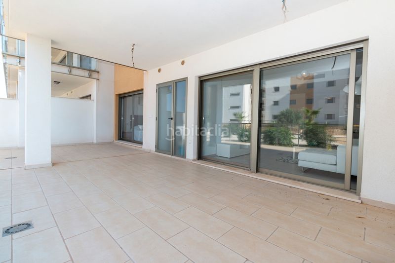 Foto 02d32377-2b5b-4b1b-823e-64a32224e5d5. Planta baixa amb calefacció aparcament piscina a Orihuela